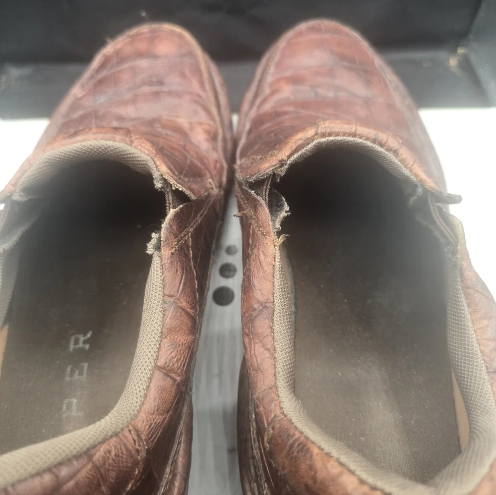 Men's Brown Slip-On Shoes‎